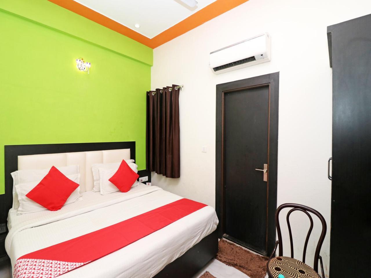 โอโย 6072 อาราธยา เรซิเดนซี Hotel อัครา ภายนอก รูปภาพ