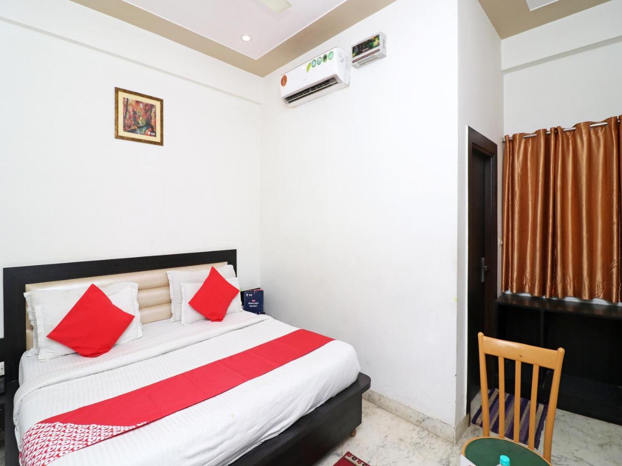 โอโย 6072 อาราธยา เรซิเดนซี Hotel อัครา ภายนอก รูปภาพ